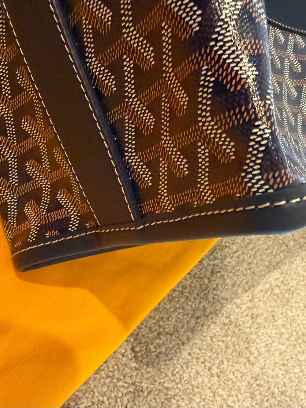 Auth GM Goyard St. Louis Tote - Picture 11 of 14
